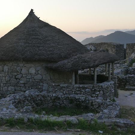 Casita A Estrenar En Finca Con Rio Proxima A Tui, Gondomar Y Portugal. Εξωτερικό φωτογραφία